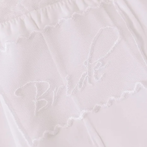 ✨Robed With Love Hildy Robe - White with White Mesh - Picture 4 of 4